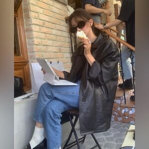 The barnnet rond leather jacket